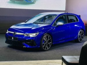 2023 VW GOLF R versi CKD dengan harga jauh lebih rendah, berserta Ekzos Akrapovic.