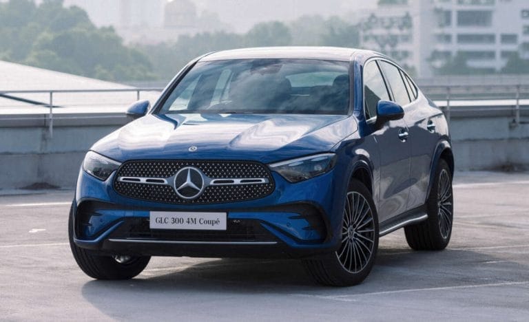 Mercedes-Benz GLC 300 4MATIC Coupé: Gabungan Gaya dan Prestasi