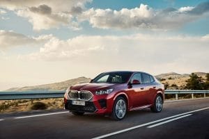 Debut BMW X2 Generasi Baru: Elektrik iX2 xDrive30 & Bensin X2 M35i xDrive di Japan Mobility Show