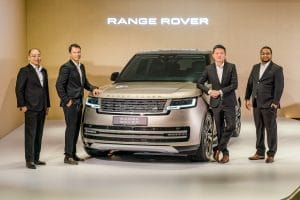 Jaguar Land Rover Malaysia Dianugerahkan Pengedar Tahunan Terbaik Tiga Tahun Berturut