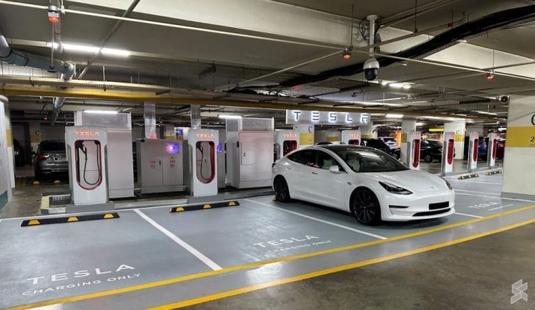 nazznco-article-cover-tesla-supercharger