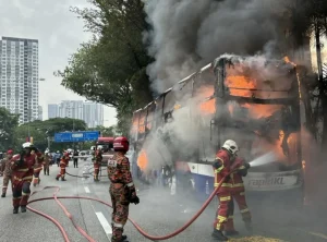 Bas Rapid KL Laluan 640 Terbakar, Tiada Kecederaan Dilaporkan
