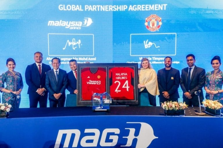Penerbangan Rasmi Manchester United Kini Malaysia Airlines
