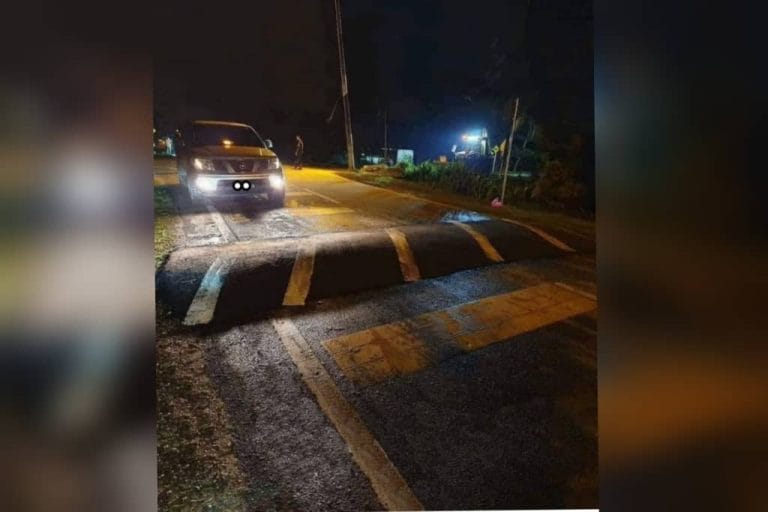 Bonggol Tinggi Macam Tembok di Terengganu, Netizen Marah!