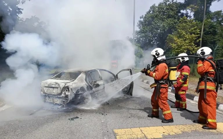 Kereta Terbakar, Pergelangan Tangan Putus Dijumpai