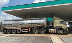 Pemandu Lori Tangki Ditahan, Punca Isi Petrol Satu Jam