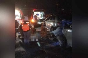 Penunggang Motosikal Maut, Tersepit Bawah Kereta