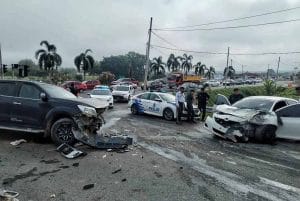 Dua Penjenayah Larikan Diri Lebih 20 km Ditahan Polis