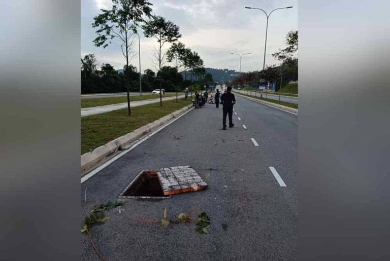 Seorang Kanak-Kanak Cedera Parah, Motosikal Langgar Lubang di Jalan Raya