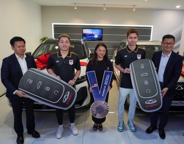 Chery Serah Tiggo 7 Pro Buat Pemenang Pingat Gangsa, Aaron Chia dan Soh Wooi Yik