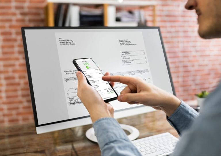 Kesan Pelaksanaan Sistem E-Invois Terhadap Jualan Kereta di Malaysia
