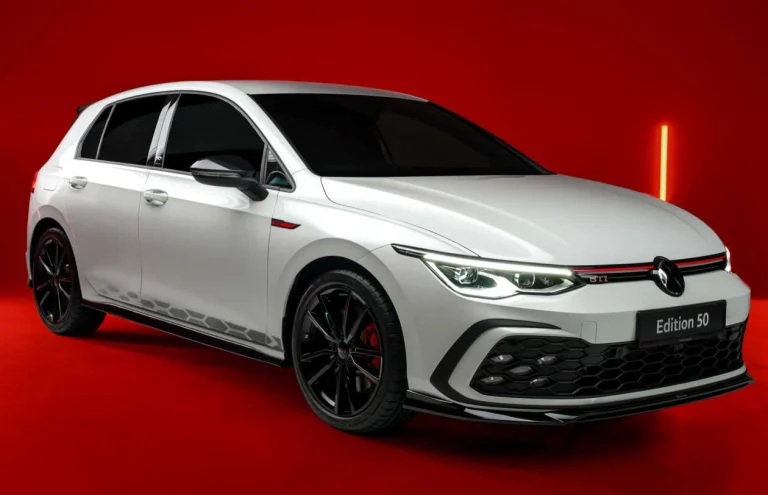 Volkswagen Golf GTI Edition 50 Dilancarkan di Malaysia: Hot Hatch Dipertingkat, Berharga RM267,990