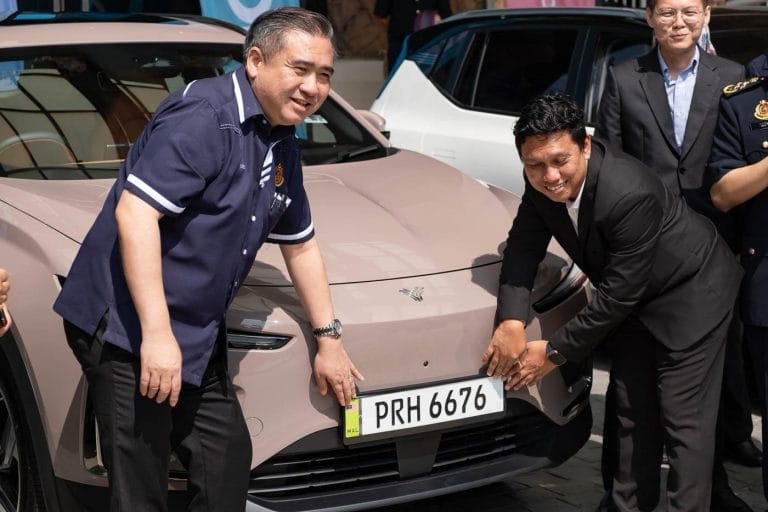 Tempahan JPJePlate Kini Dibuka, Hadir Dengan Ciri Baharu – Plat Putih Bersama Kod Indeks Hitam dan Hijau