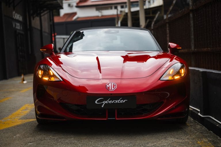 MG-CYBERSTER-NAZZNCO