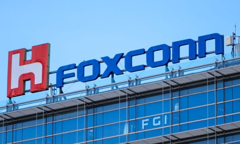 Foxconn Dilaporkan Sedang Berbincang dengan Renault, Ingin Beli Saham dalam Nissan