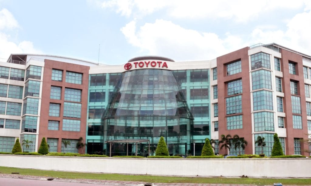 Umwt UMW Toyota Berjaya Capai Lebih 100,000 Unit Jualan untuk Tahun 2024 ...