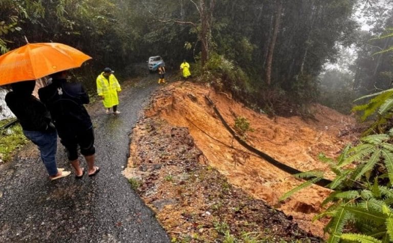 Beberapa Jalan di Kelantan Ditutup Akibat Banjir dan Tanah Runtuh