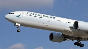 Sebuah Pesawat Mengembara Balik ke Masa Lampau – Berlepas pada 2025, Mendarat pada 2024