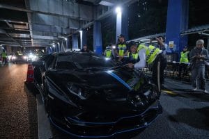 JPJ Sita Lamborghini Lelaki Warga China Tanpa Lesen