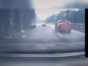Polis Buru Pemandu SUV Merah, Langgar Lari Ibu Hamil di Terowong Menora