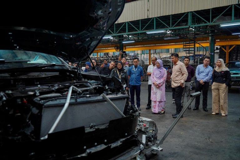 JPJ, JWP Disaran Bertindak Segera Tangani Isu Kenderaan Terbiar di KL dan Putrajaya