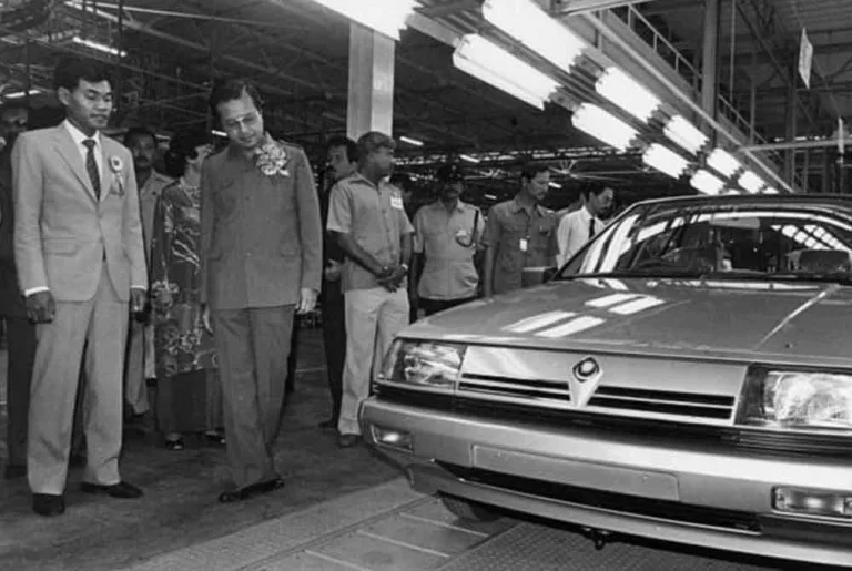 Selamat Ulang Tahun ke-40 Proton Saga – Ikon Mobiliti Negara