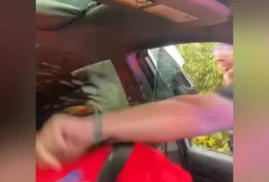 Video Polis Florida Tumbuk Lelaki Kulit Hitam Undang Kecaman Meluas