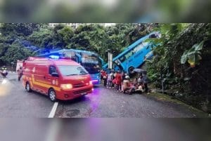Brek Bermasalah, Bas Kilang Bawa 29 Warga Indonesia Terbabas