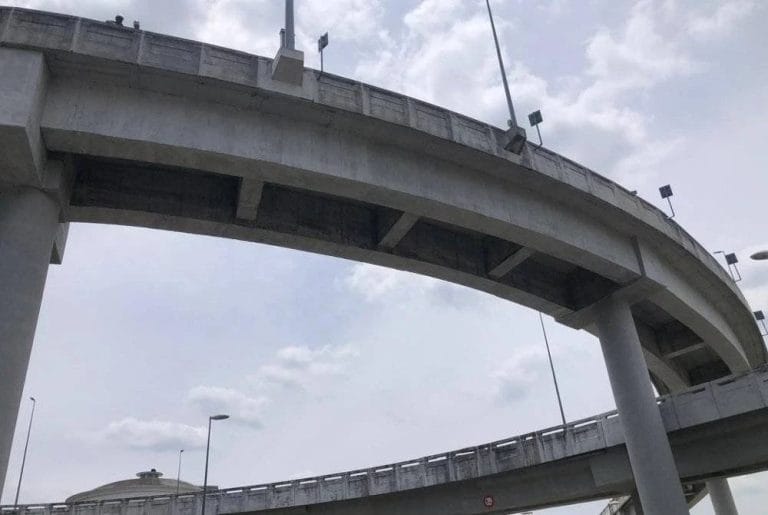 Penunggang Motosikal Maut Selepas Tercampak dari Lebuhraya DASH