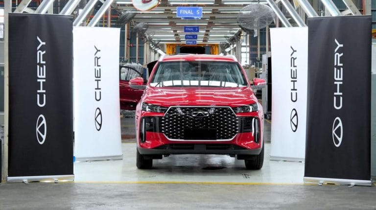 Chery Malaysia Rai Unit Pertama Tiggo Cross yang Dipasang Secara Tempatan di Kilang Inokom