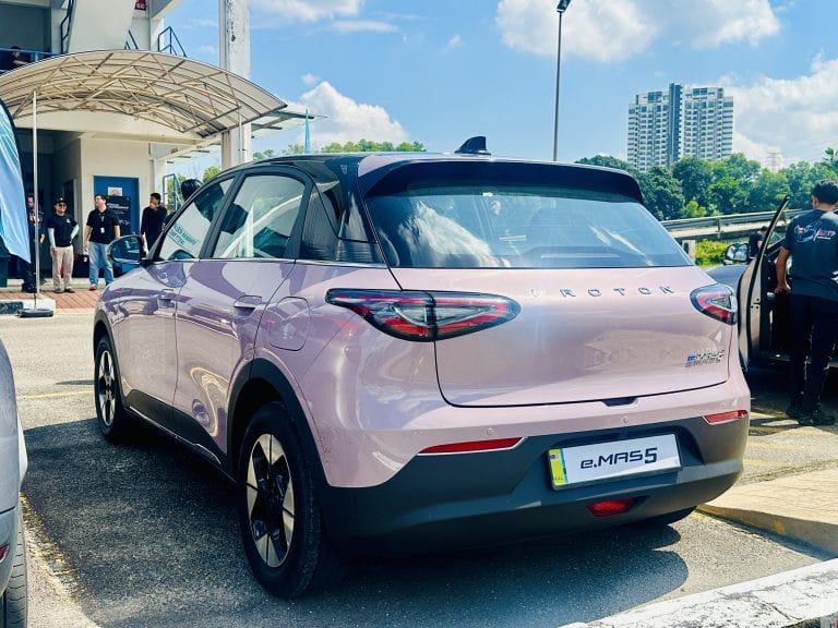 Proton e.MAS 5: Lima Warna Baharu Serlahkan Identiti EV Nasional