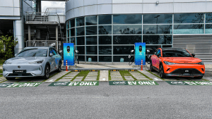 Proton Lancar Hab Pengecasan DC Pertama di Tanjung Malim – RM0.40/kWj