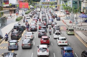 Terperangkap 5 Jam Menuju KLIA, Penutupan Jalan Buat Orang Berang