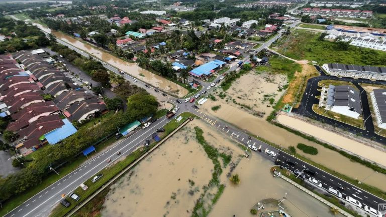 Beberapa Kawasan di Sepang Dilanda Banjir Selepas Hujan Berterusan