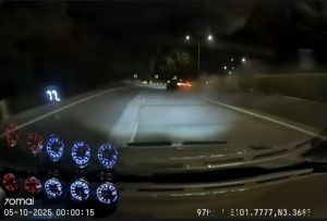 Terakam Dalam Dashcam, Kenderaan Terbabas Di Genting Highlands