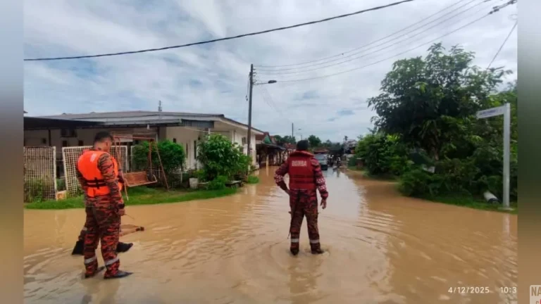 20 Mangsa Banjir Terperangkap Diselamatkan Bomba di Hulu Langat