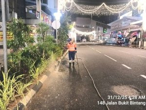 DBKL Bersihkan Bukit Bintang Menjelang Malam Tahun Baharu