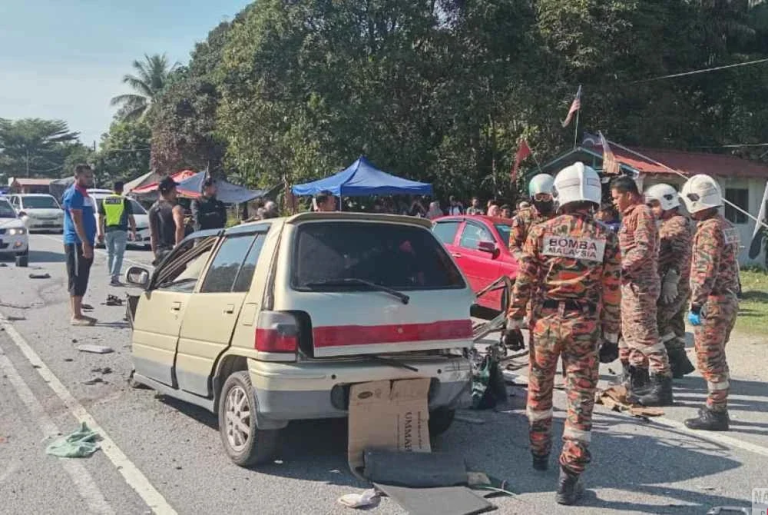 Perodua Kancil Bertembung Treler