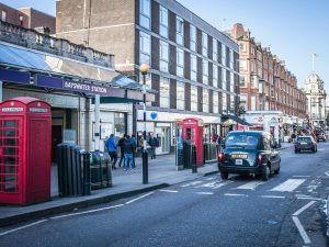 Tips Bijak Pilih Penginapan Di London