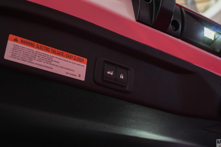 Pintu But Kuasa Mitsubishi XForce
