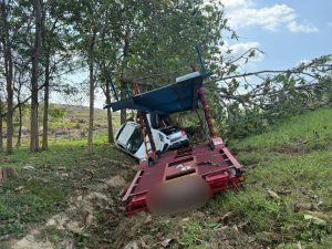 Treler Terbabas, Pemandu Maut Dirempuh Lori Ketika Lintas Jalan di PLUS