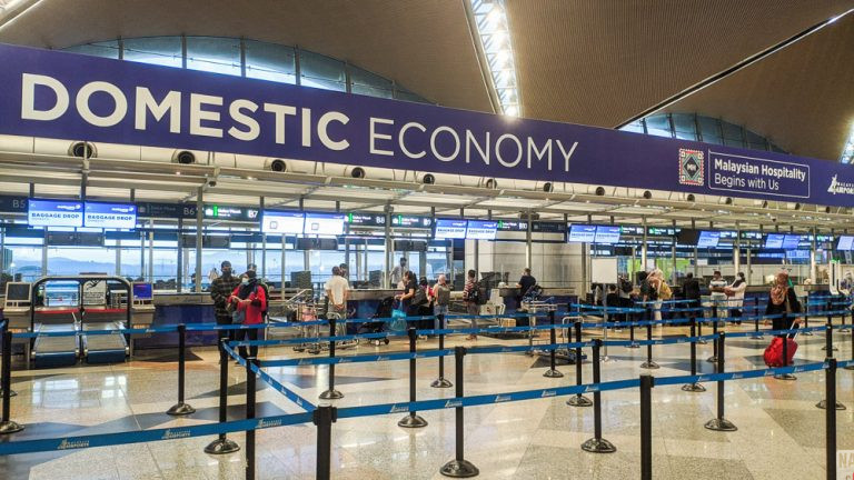 Kenapa Harga Tiket Domestic Flight Mahal? Ini Realitinya