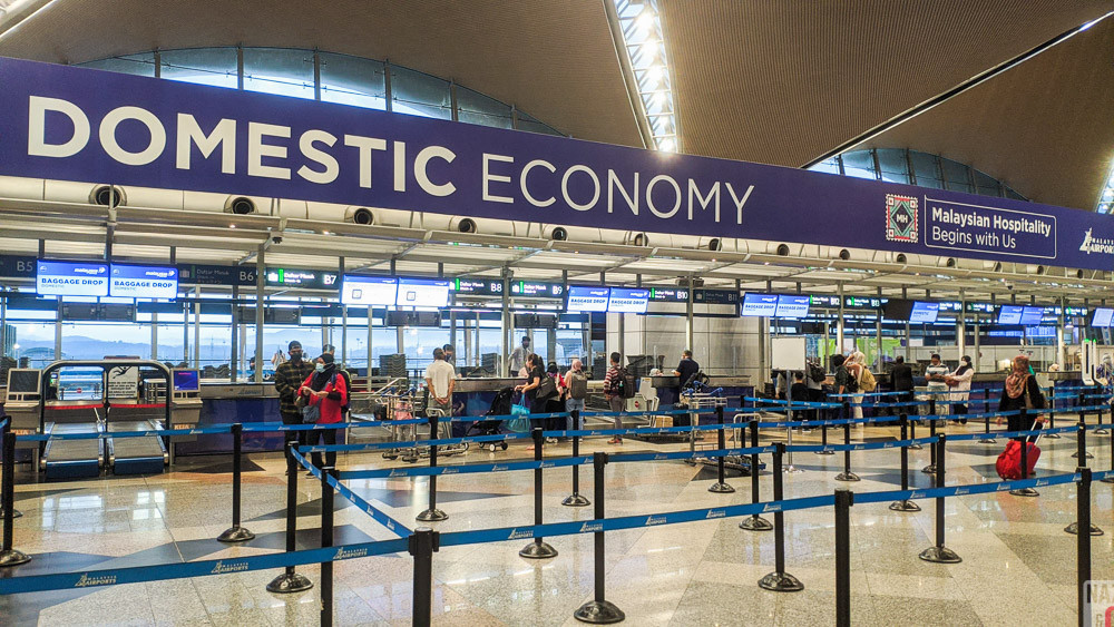 Kenapa Harga Tiket Domestic Flight Mahal? Ini Realitinya