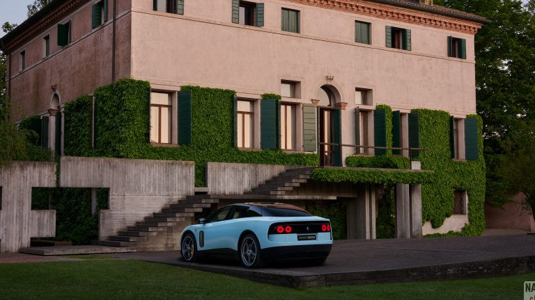 Bahagian Belakang Ferrari Luce