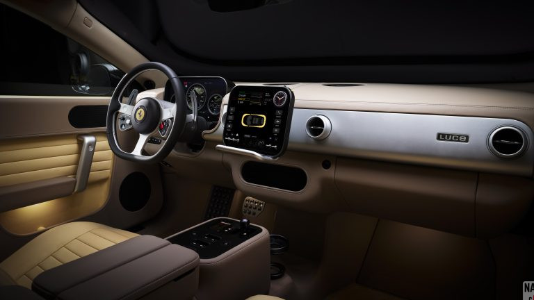 Bahagian Dalam Ferrari Luce