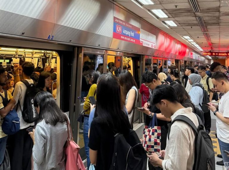 LRT Laluan Ampang/Sri Petaling Tergendala, Tren Tergelincir di Stesen Chan Sow Lin