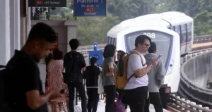 LRT Laluan Kelana Jaya Tergendala: Penumpang Tersadai, Waktu Menunggu Jadi Lebih Lama