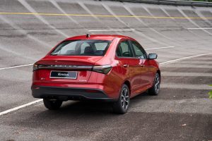 Top 5 Kereta Paling Jimat Minyak Di Malaysia Tahun 2026