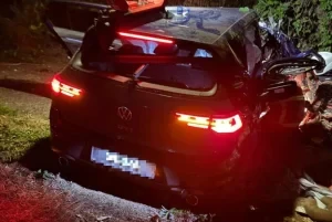 Penuntut UniKL, Abang Maut Dalam Kemalangan Ngeri, Kereta Rempuh Pokok Ketika Melalui Selekoh