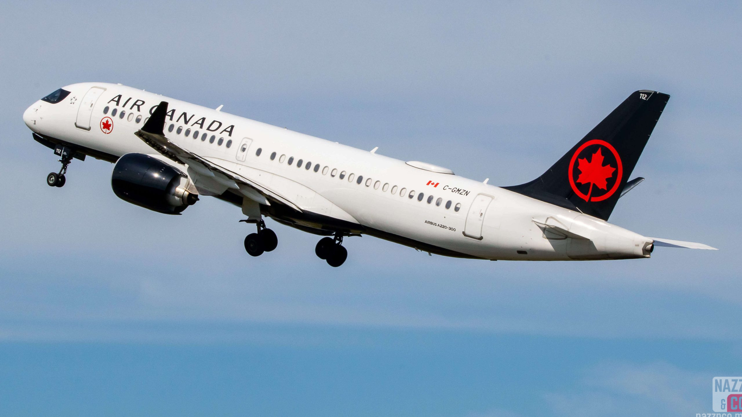 Juruterbang Air Canada Kendali Penerbangan Guna Lesen Palsu Selama 17 Tahun